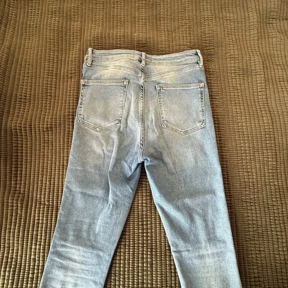 We The Free Anthropologie Light Wash High Rise Raw Hem Skinny Jeans Sz 31 - Picture 12 of 14